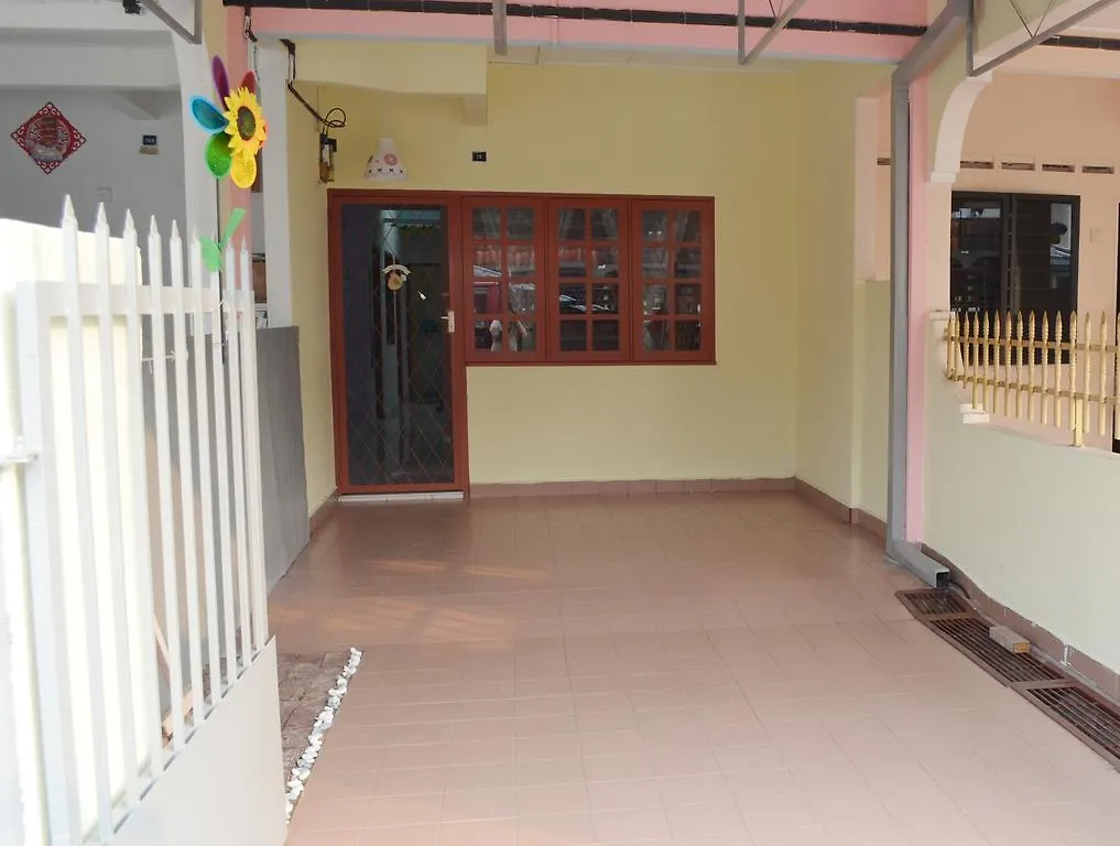 Manis-Manis @ Color Sense Cottage Malacca Malaysia